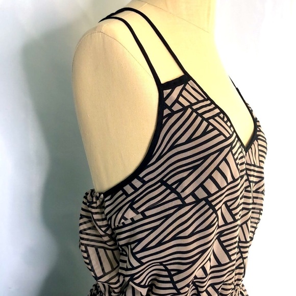 Double Zero Womens Dress Tan/Black Stripes Flowy Crisscross Straps Size S - Picture 6 of 15